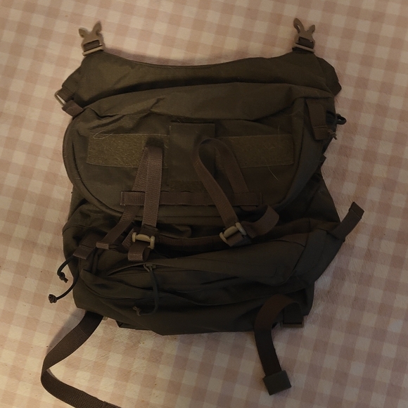 Crossfire CF3 (55-70L) In Ranger Temperate - Picture 7 of 11